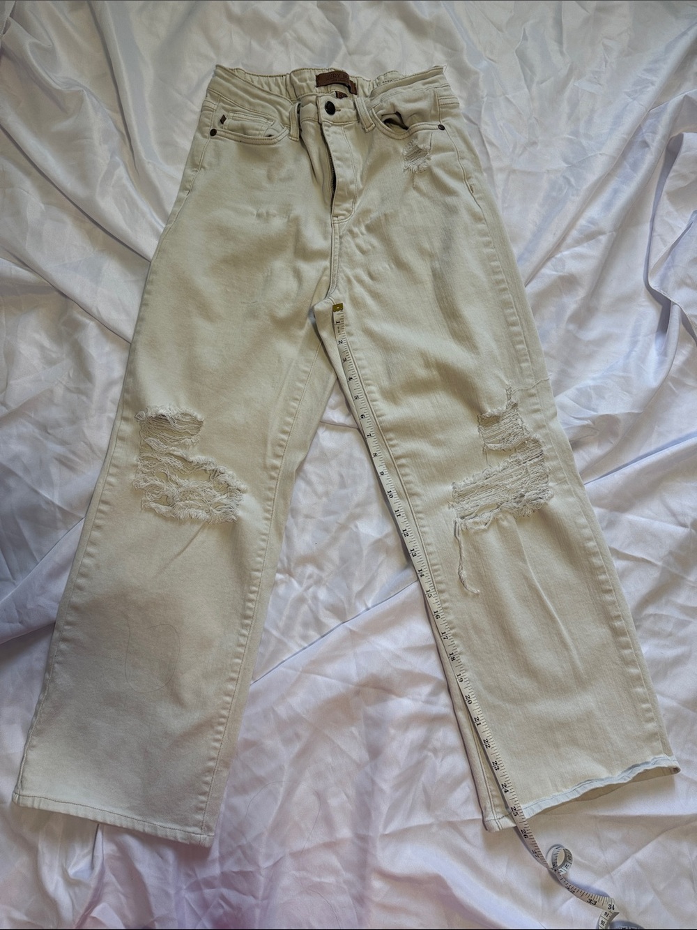 Judy Blue Cream Distressed Straight Jeans